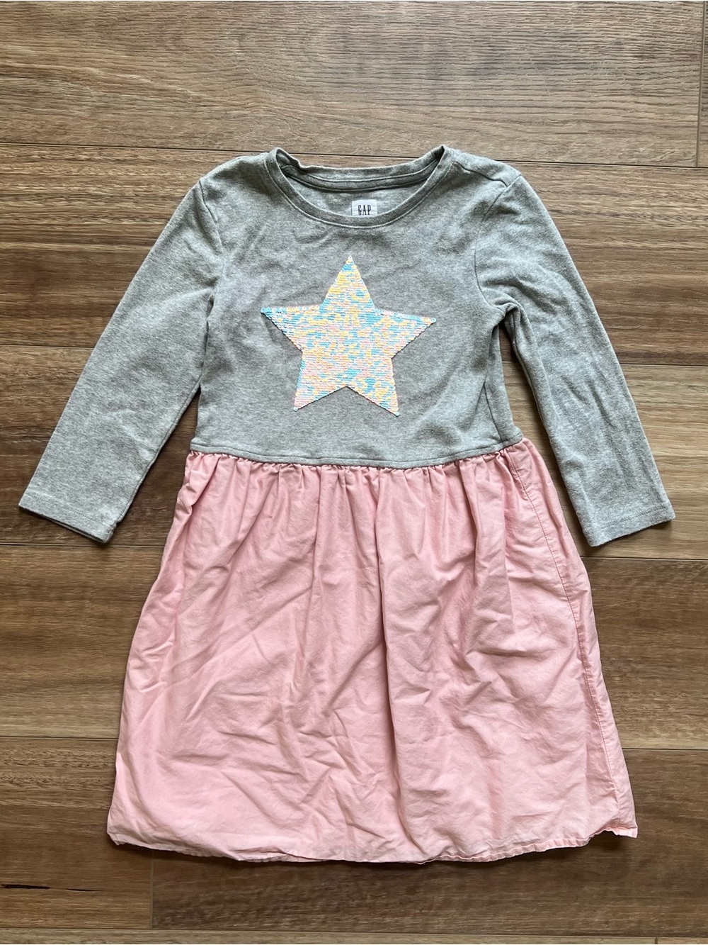 GAP Kids Gray and Pink Skirt Dress with flip sequins star girls 8